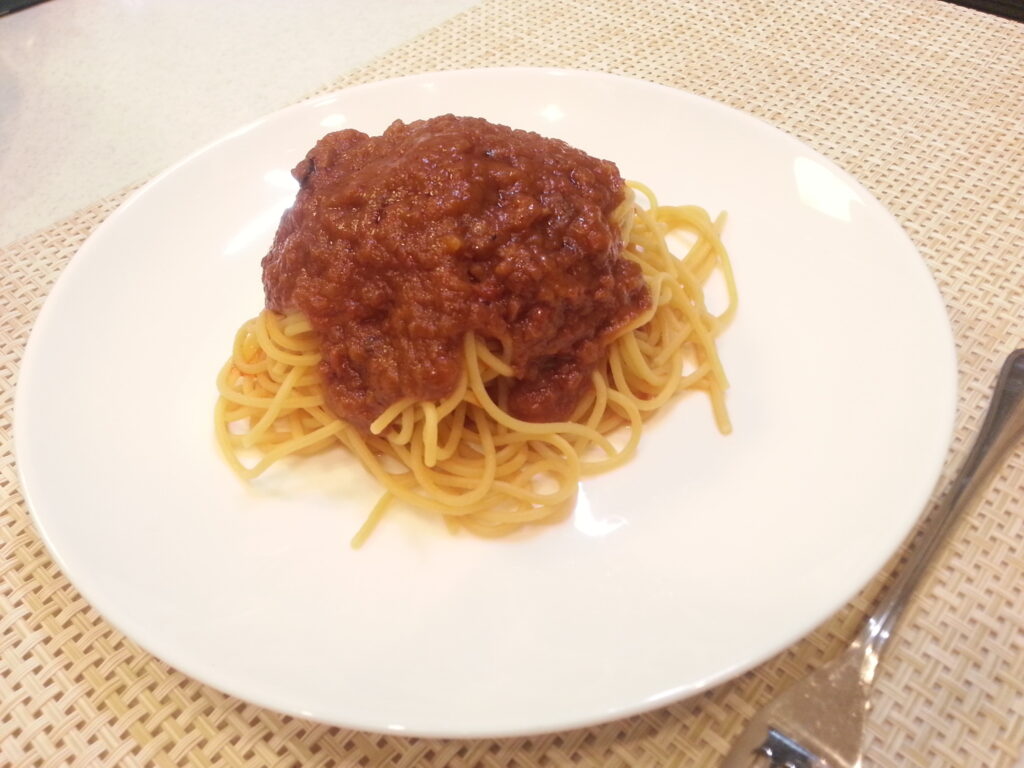 ゼンブヌードル 香味野菜のベジボロネーゼ 実食