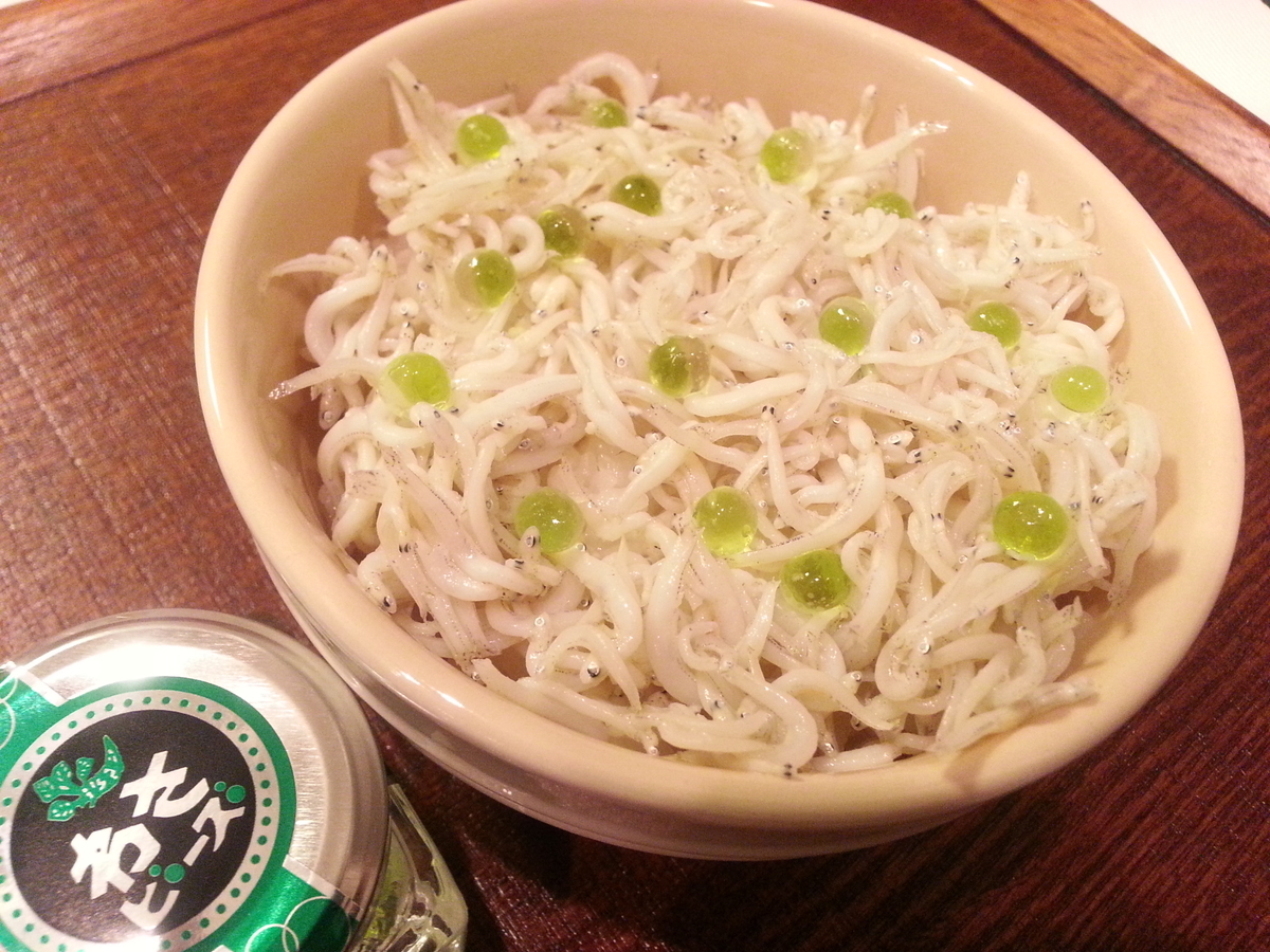 釜揚しらすの丼 わさビーズ