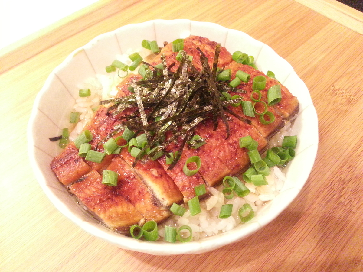 「うなぎ蒲焼き」 ひつまぶしの出来上がり